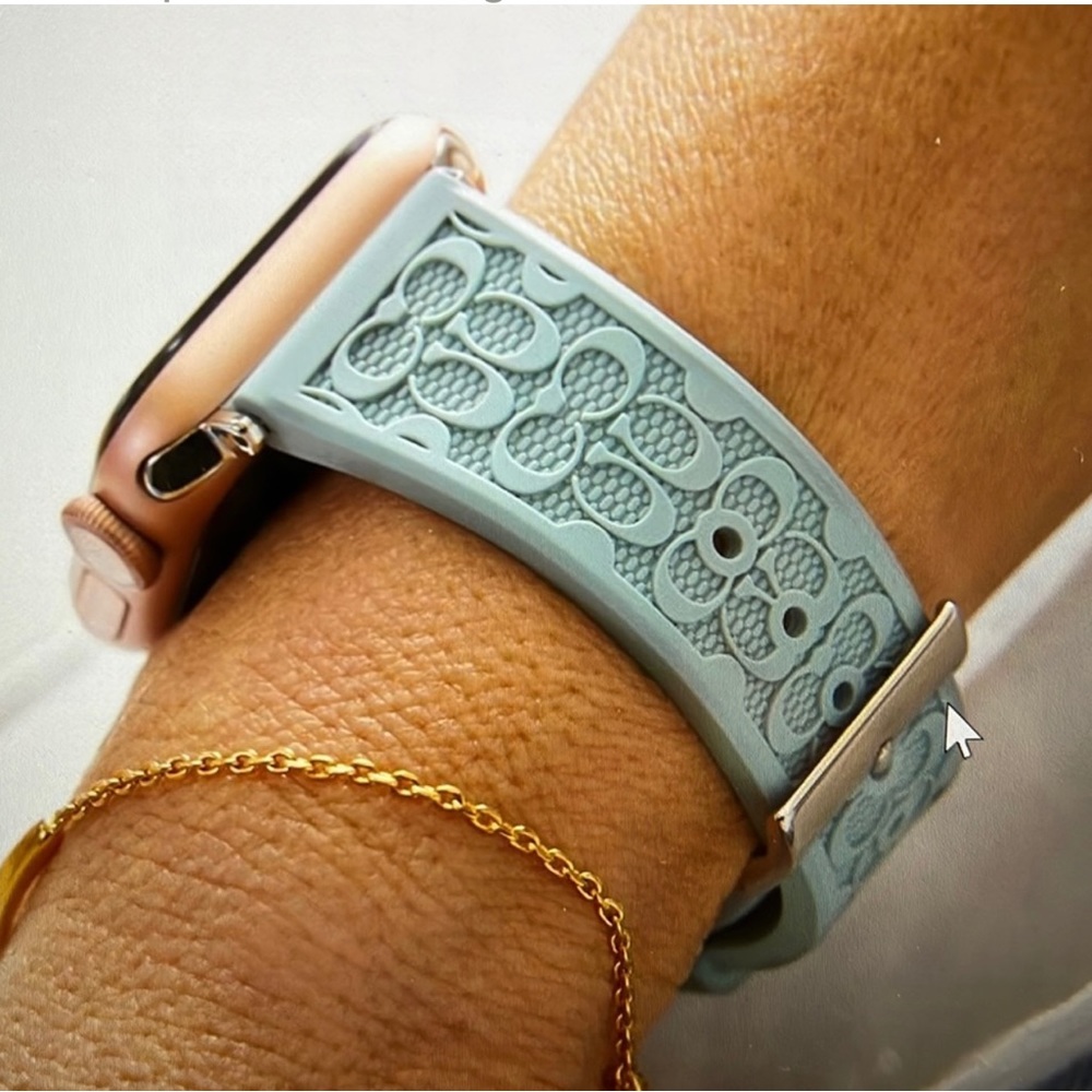 COACH APPLE WATCH BAND
